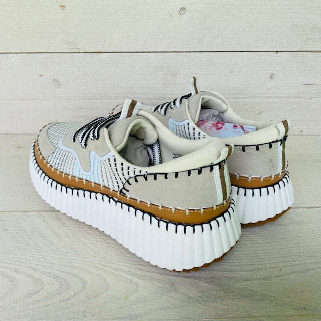Doubletake sneakers beige