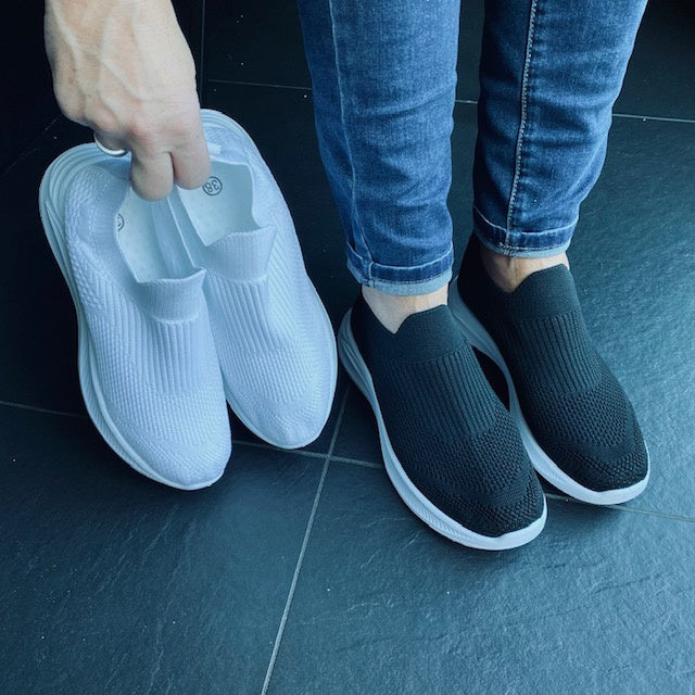 Instapsneakers zwart & wit 8602