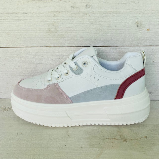 Trendy sneakers roze