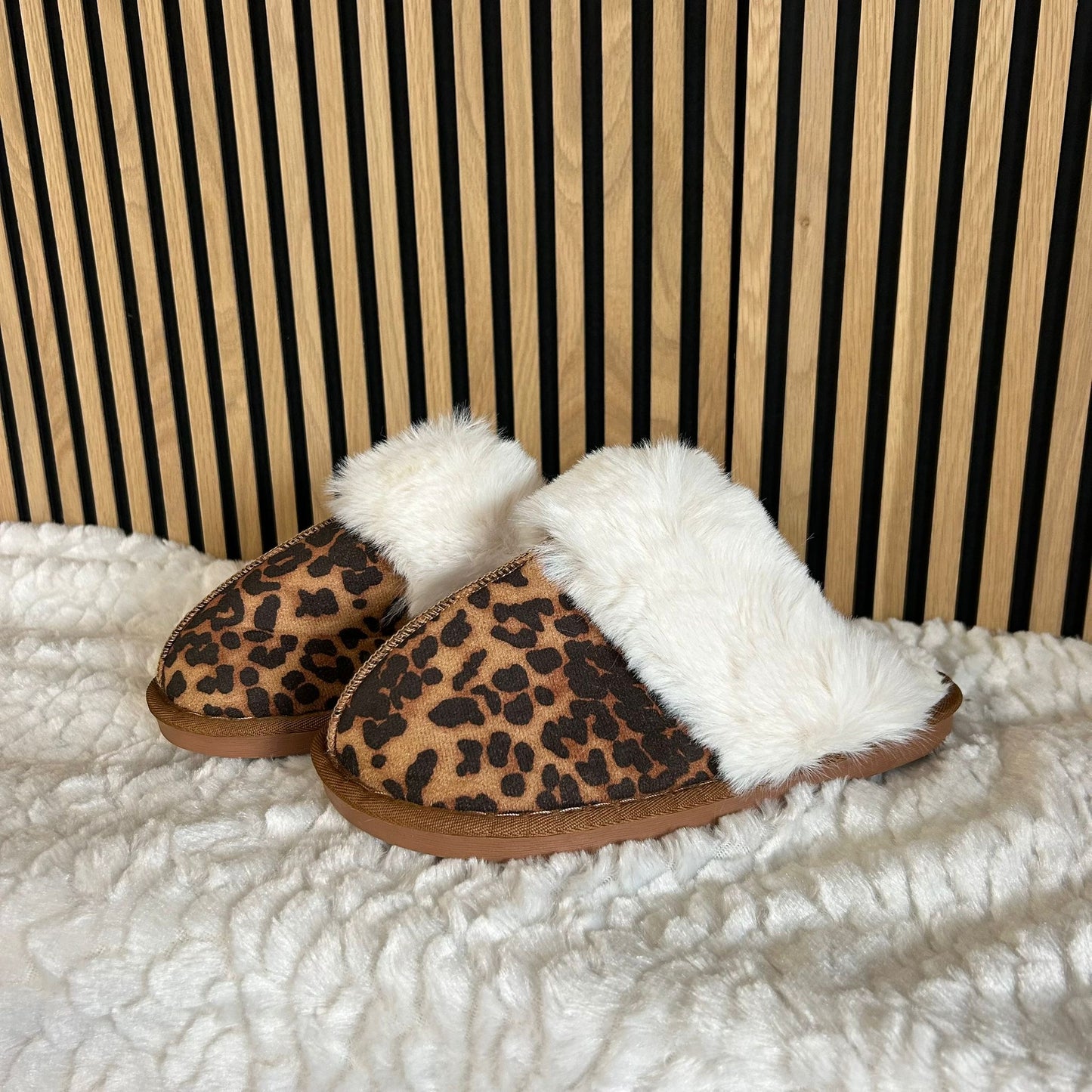 Cozy pantoffels dark leopard