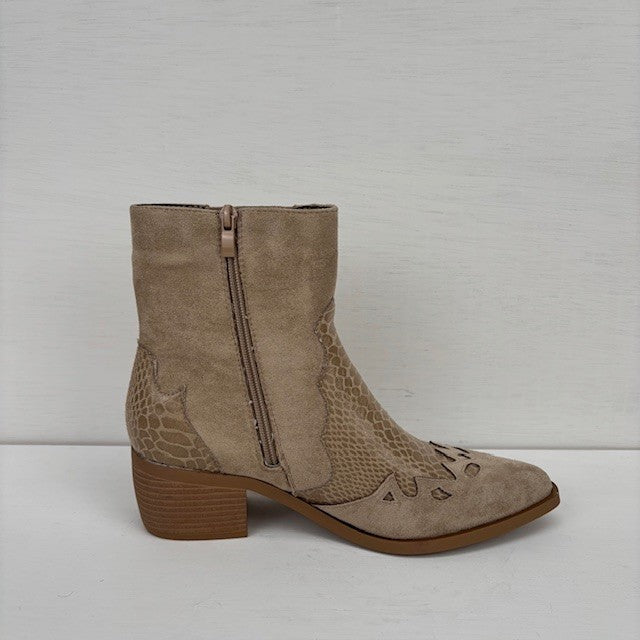 Laag cowboylaarsje met croco details khaki