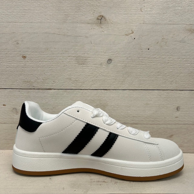 Retro sneaker met witte zool wit zwart