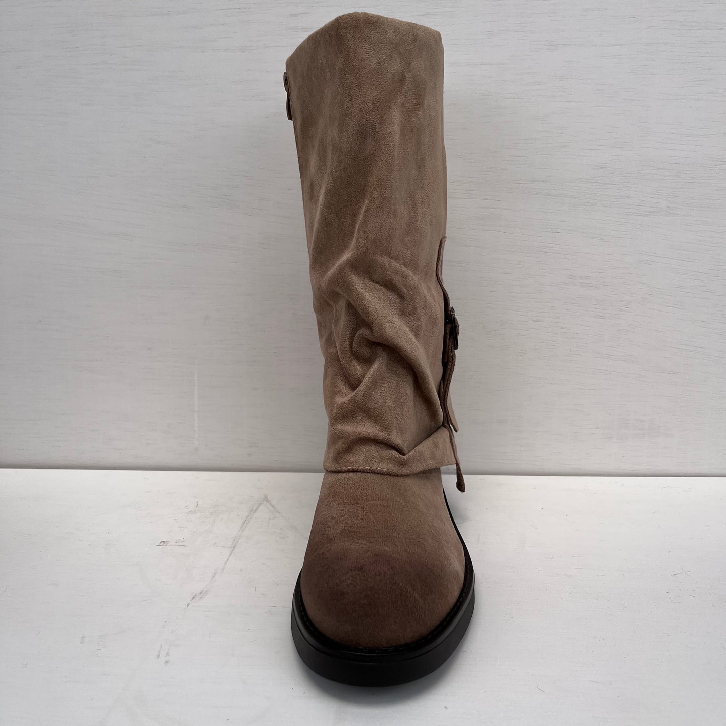 Stoere boots met flap khaki