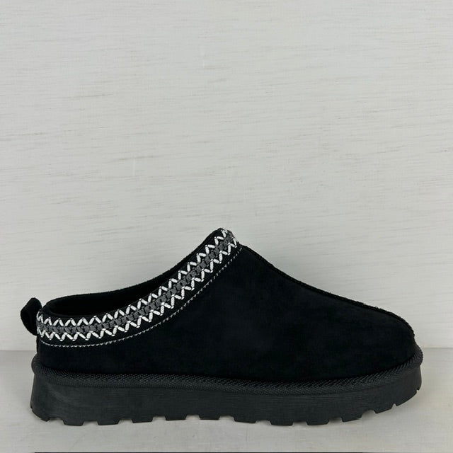 Instap uggies met leuk stiksel zwart