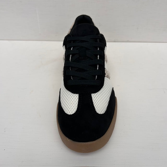 Trendy sneakers met retrozool zwart