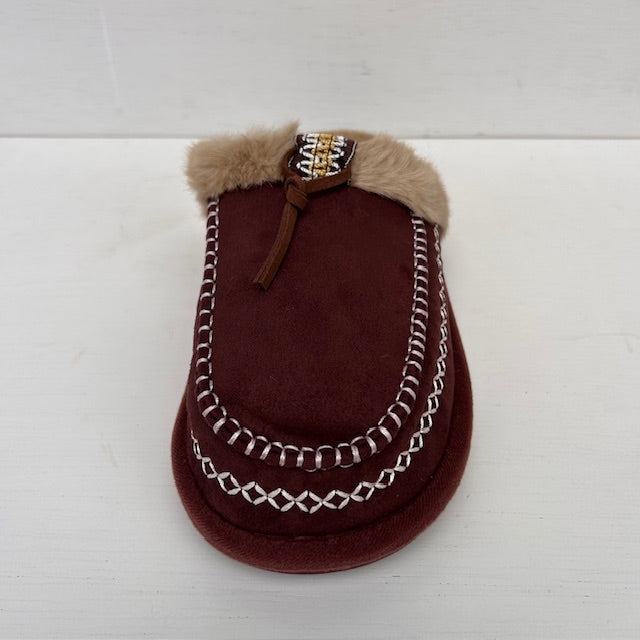 Pantoffels met leuk stiksel bordeaux rood