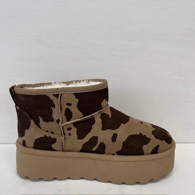 Gave uggies met koeienprint