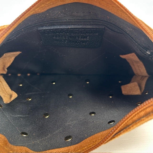 Real leather schoudertasje met studs camel