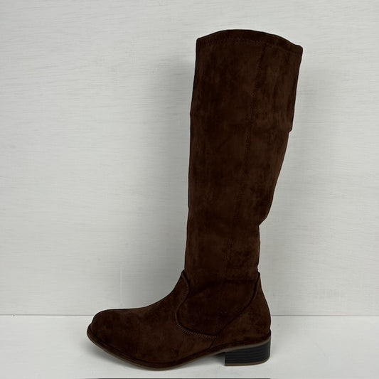 Hoge laarzen met lage hak bruin