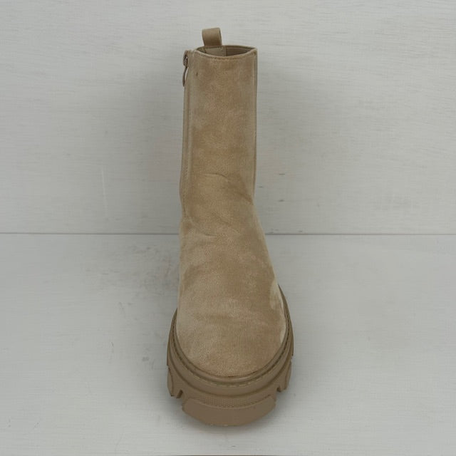 Tijdloze suèdine boots beige