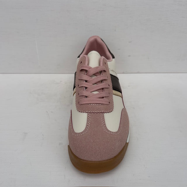 Sneakers met leuke afwerking roze