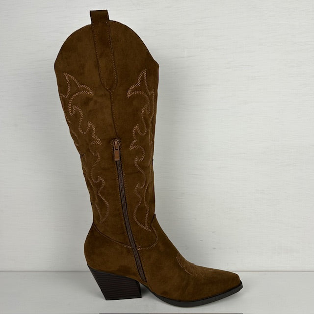 Hoge suèdine cowboylaarzen met elegant hakje bruin
