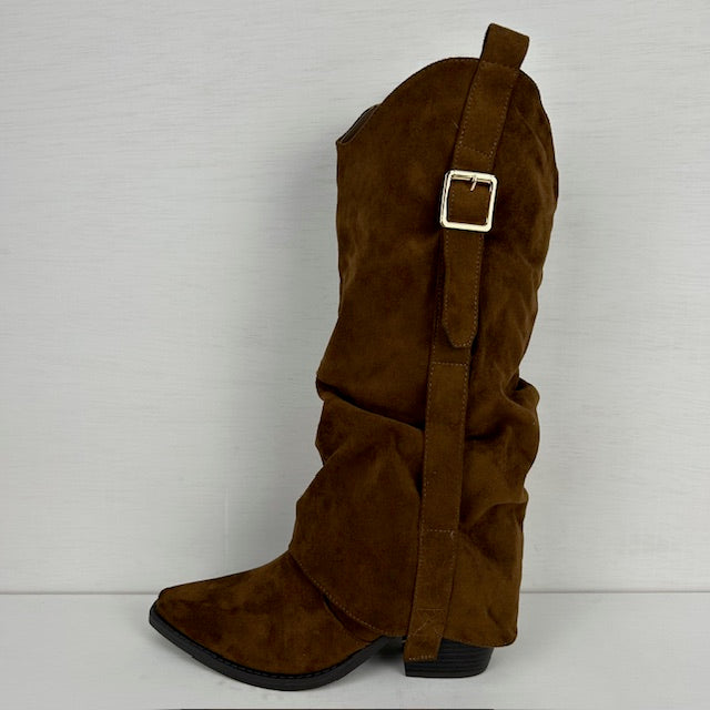 Suèdine cowboylaarzen met flap en gespje bruin