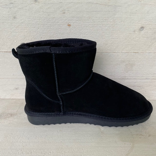 real leather uggies zwart