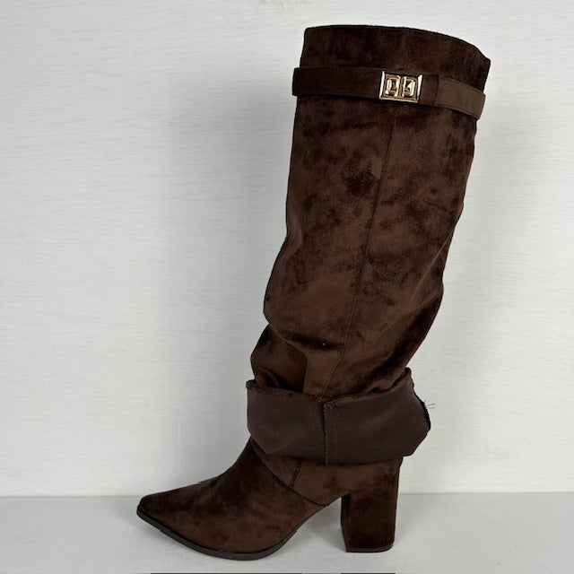 Hoge suèdine cowboylaars met flap en bandje bruin