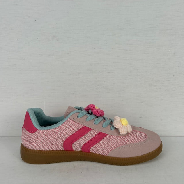 Leuke retro sneakers met bloemetjes roze