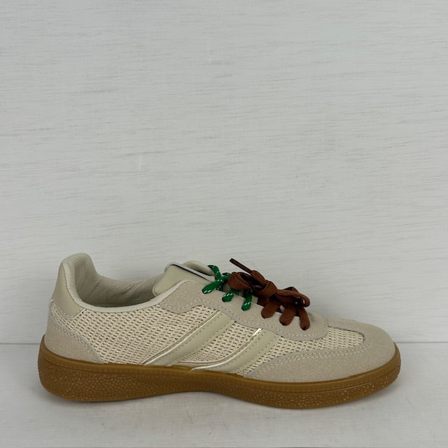 Retro sneakers met leuke veters beige