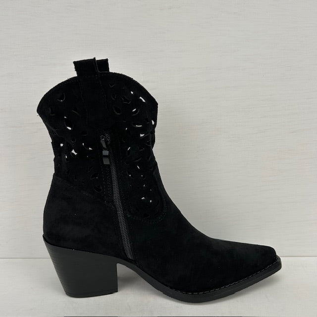 Suèdine cowboylaarsjes met leuk gaatjes motief zwart