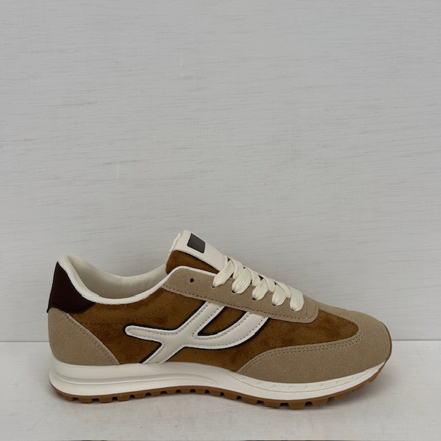 Leuke sneakers met casual design beige