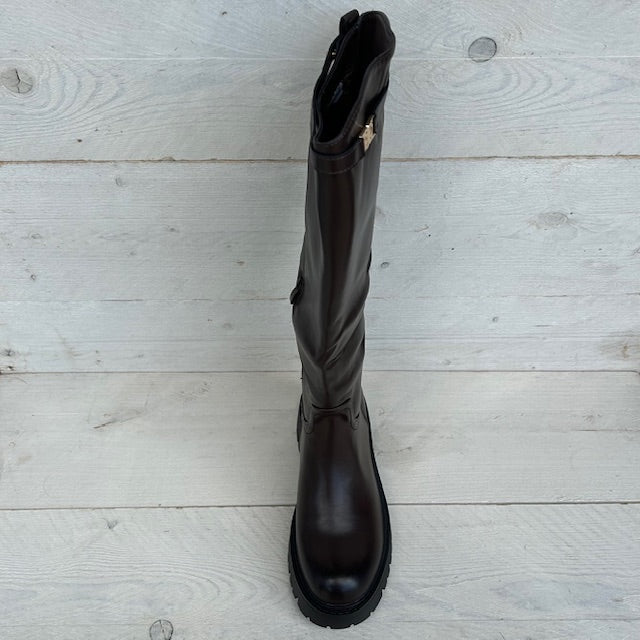 Hoge leatherlook laarzen met bandje bruin