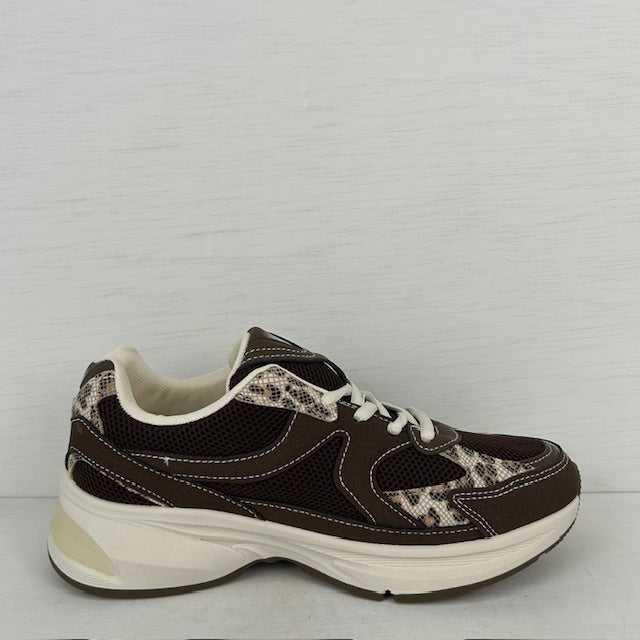 Leuke sneakers met trendy design bruin