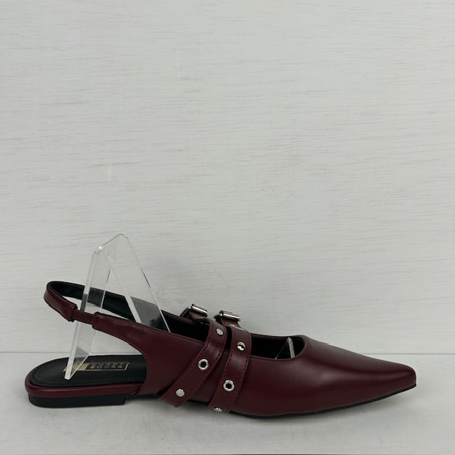 Slingbacks met gespjes rood