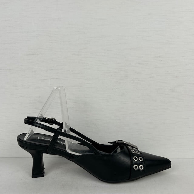 Stoere slingbacks met hakje zwart