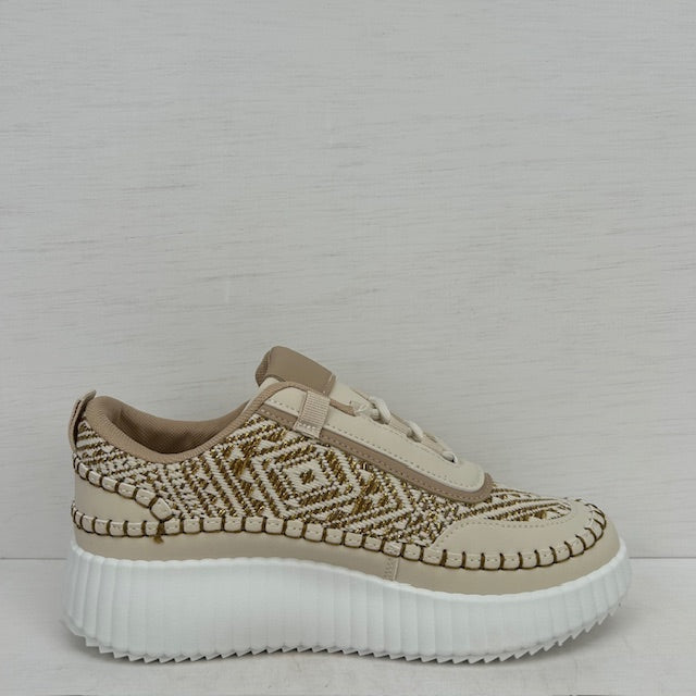 Leuke sneakers met ribbelzool beige