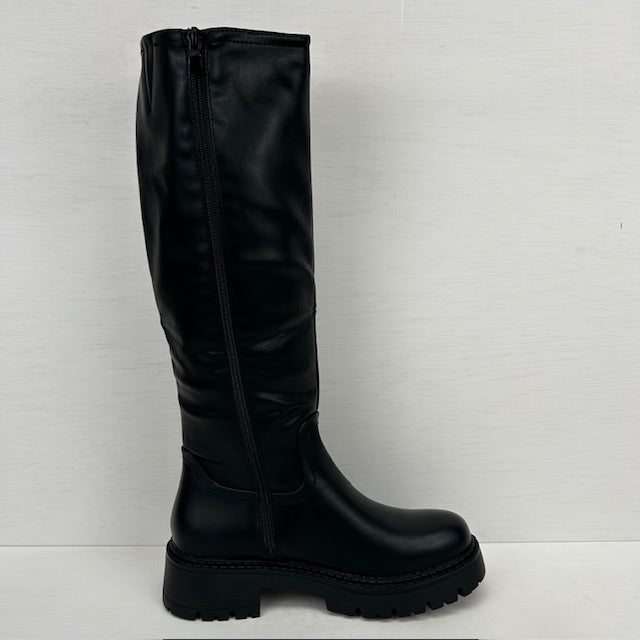 Hoge laarzen met stoere zool zwart