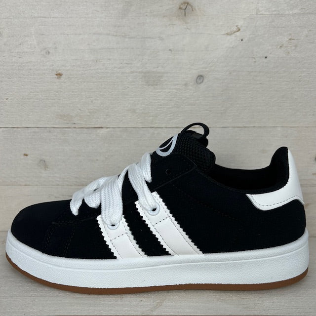 Trendy retro sneaker met witte zool zwart