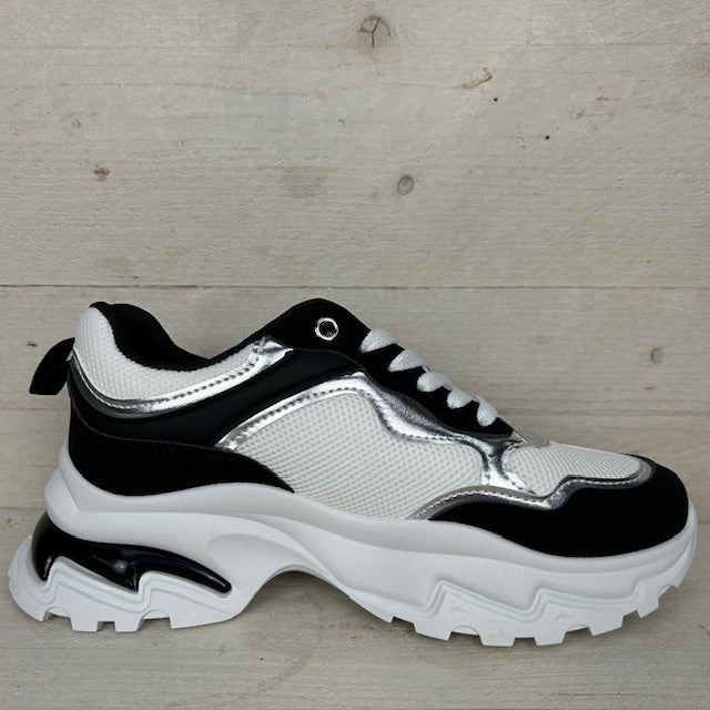 Gave sneaker met chunky zool zwart