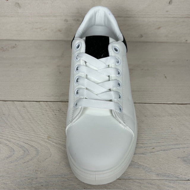 Basic sneaker met detail wit