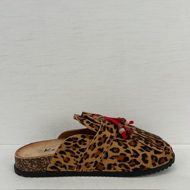 Leuke instap slippers met franjes panter