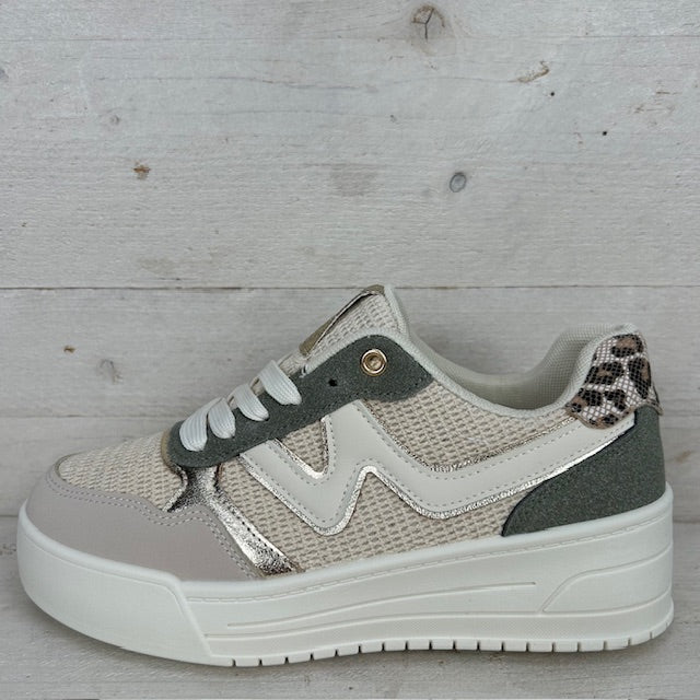 Sneaker met gaaf design groen