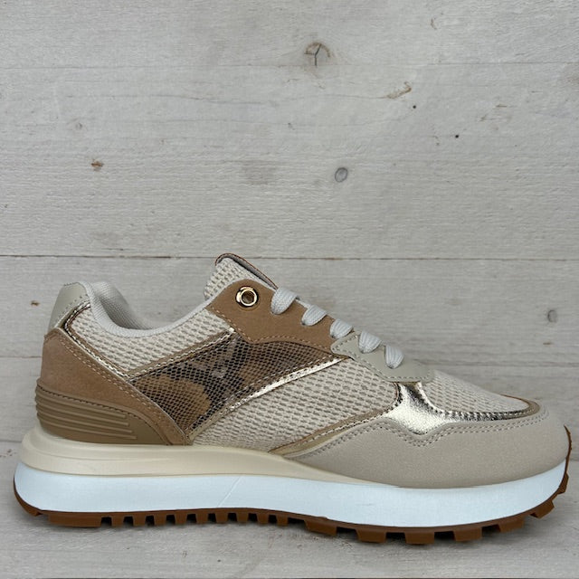 Sneaker met leuk detail beige