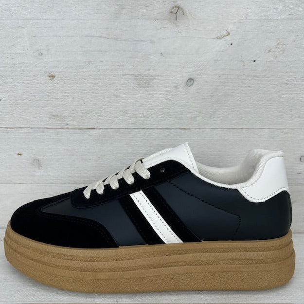 Trendy retro sneaker zwart wit