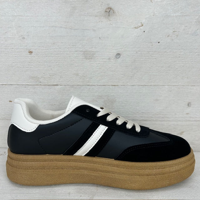 Trendy retro sneaker zwart wit