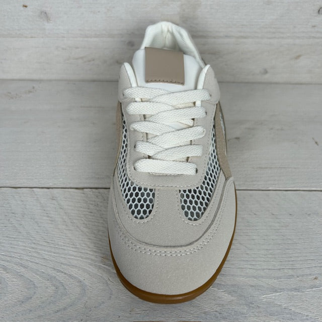 Retro sneaker met gaatjes motief khaki
