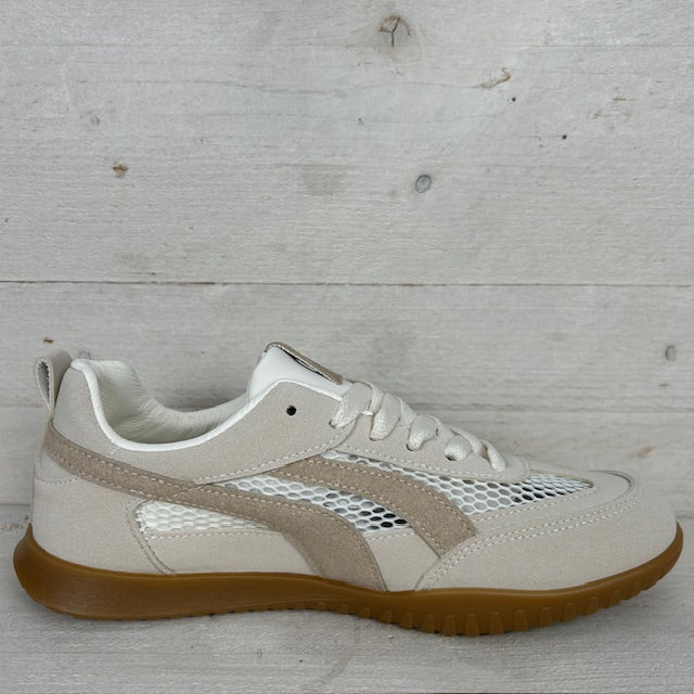 Retro sneaker met gaatjes motief khaki