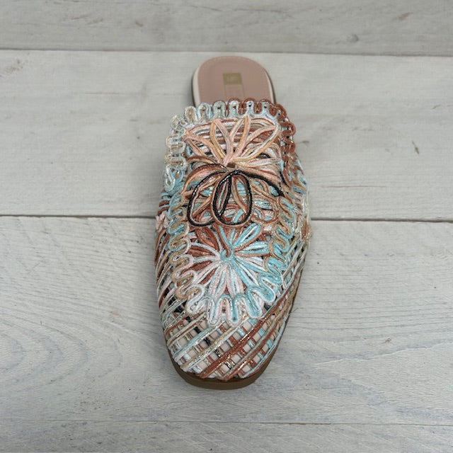 Kleurrijke gevlochten slippers beige