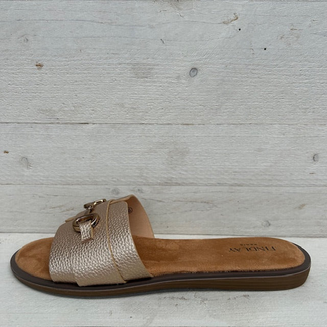 Slippers met gouden detail goud