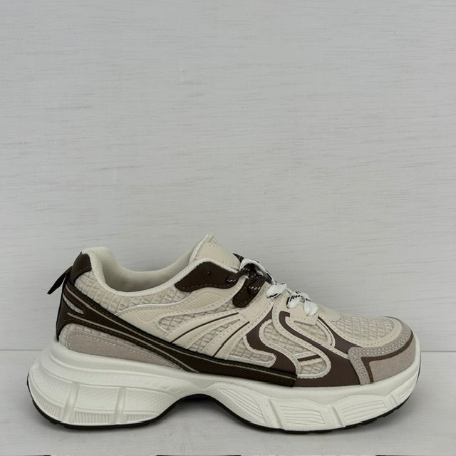 Leuke sneakers met sportief design beige