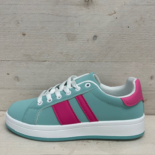 Leuke sneaker met retrozool groen roze