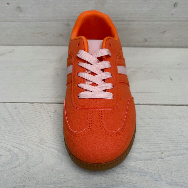 Lage retro sneaker oranje
