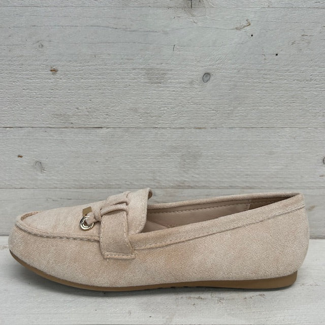Fraai afgewerkte espadrilles beige