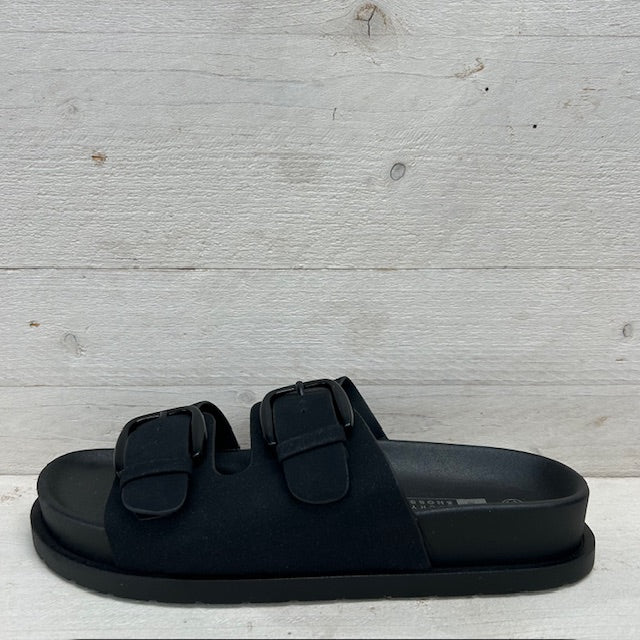 Sandalen met stoere gespjes zwart