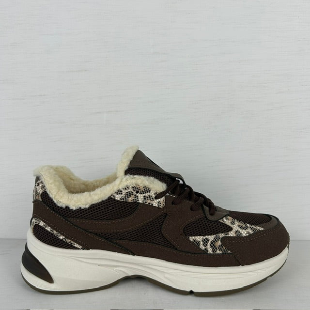 Trendy sneakers met teddy randje bruin panter
