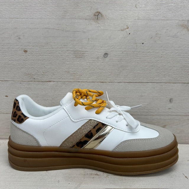 Retro sneakers met leuke details wit