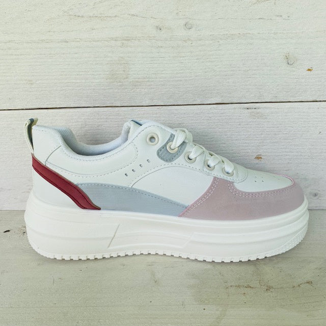 Trendy sneakers roze