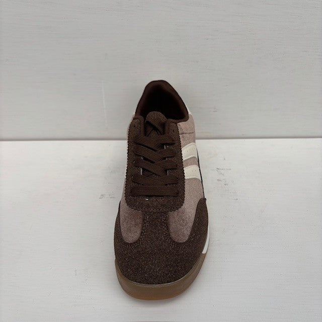 Sportieve retro sneaker bruin